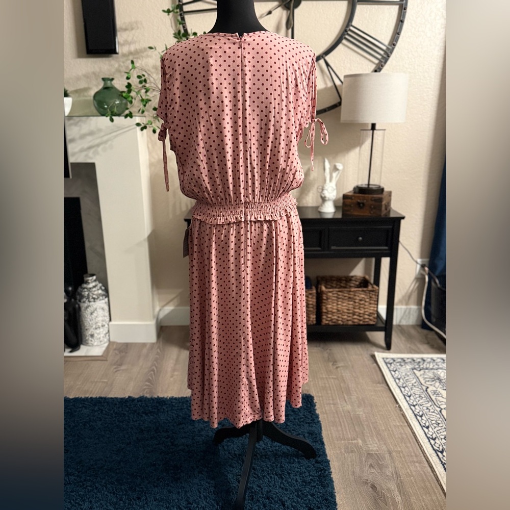 NWT Gal Meets Glam Corinne Polka Dot Smocked Waist A-line Dress - Picture 5 of 7